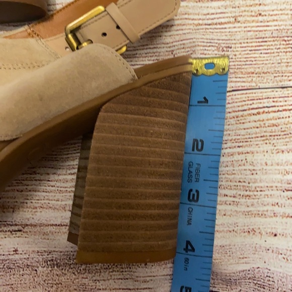 NWOT leather chunky heel sandals - Picture 7 of 7